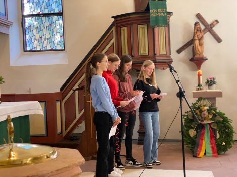 Konfis Friedensgottesdienst 2022